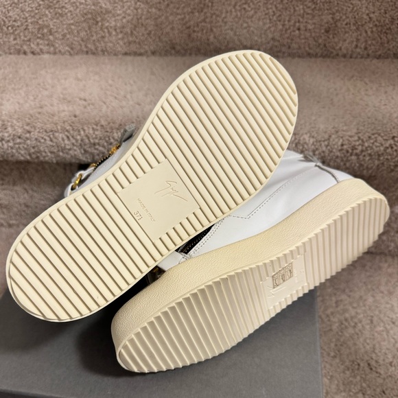 Giuseppe Zanotti Zip Detailed Double Metal High-Top Sneakers - Picture 11 of 13